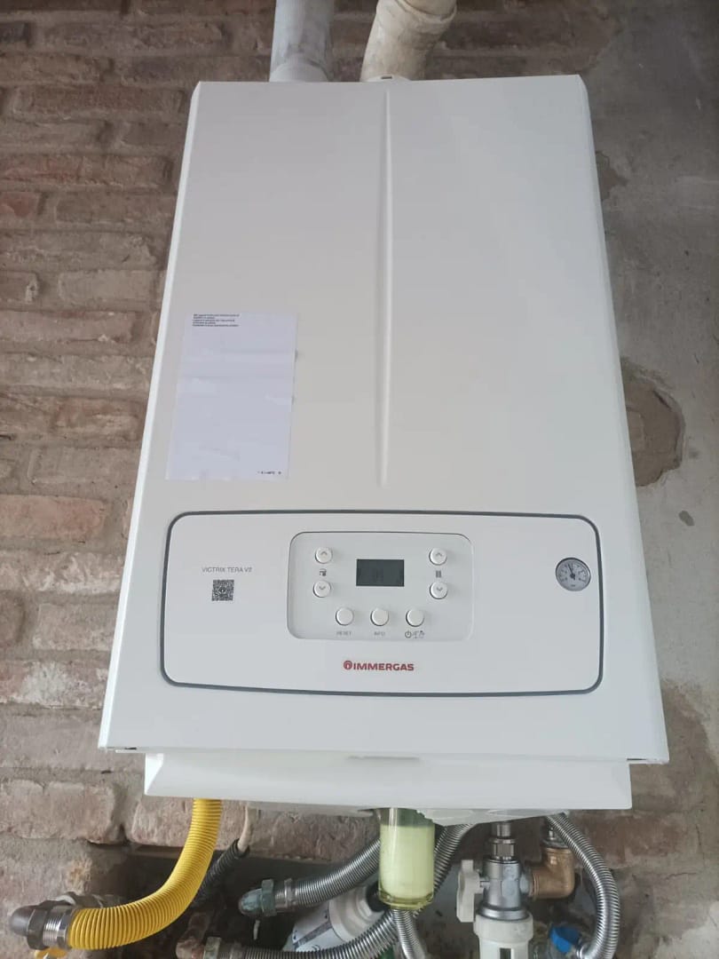 foto-caldaia-a-condensazione-in-provincia-di-Modena